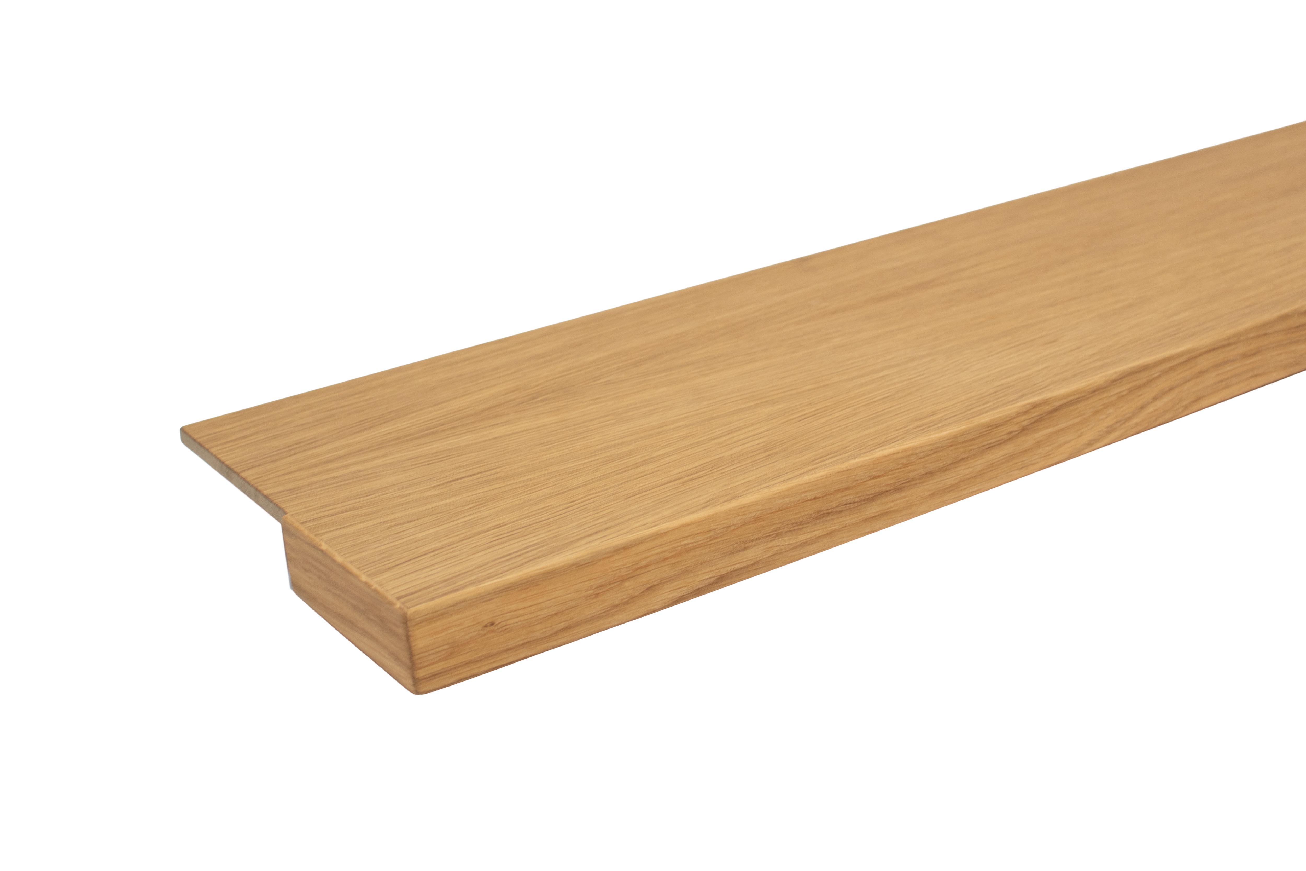 Renovatievensterbank eiken naturel, detail van de verdikte voorkant in hoekprofiel, massief hout, zonder eindstukken