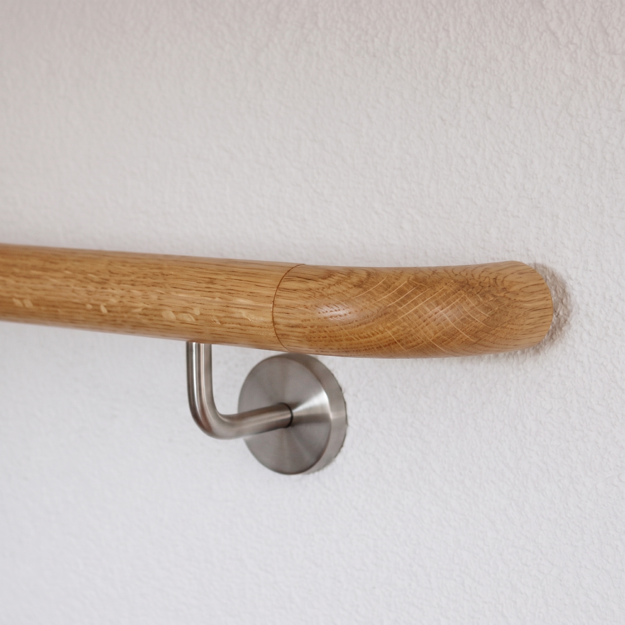 Kindergeleider van eikenhout, rond, Ø 35/40 mm, incl. eindbochten | op maat | trap & wand